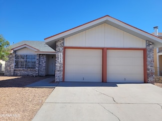 1538 Rebecca Ann Dr, El Paso, TX 79936
