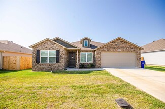 1275 Cowbell St, Conway, AR 72034