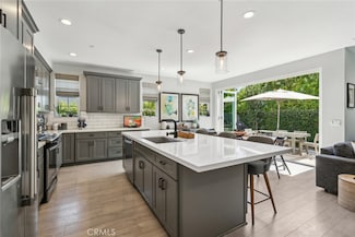 353 E 18th St Unit D, Costa Mesa, CA 92627