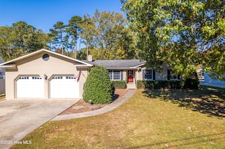 129 Country Club Dr, Edenton, NC 27932