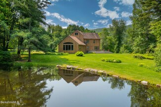 353 State Rd, Great Barrington, MA 01230