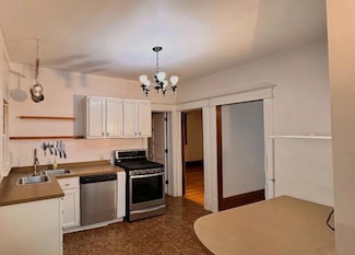 1253 Ashland Ave, Saint Paul, MN 55104