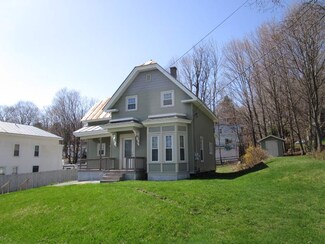 75 Seaver Rd, Williamstown, VT 05679