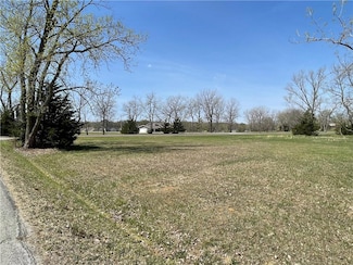 2238 Lake Viking Terrace, Gallatin, MO 64640