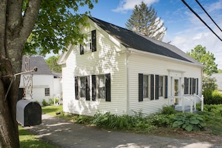 13 High St, Damariscotta, ME 04543