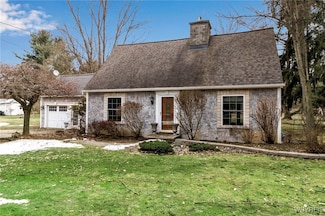 1168 Grover Rd, East Aurora, NY 14052