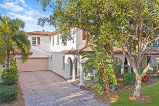 651 Castle Dr, Palm Beach Gardens, FL 33410