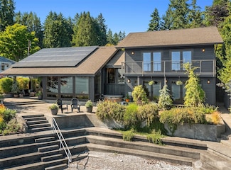 9707 SW Quartermaster Dr, Vashon, WA 98070