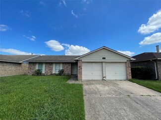 15043 Peachmeadow Ln, Channelview, TX 77530