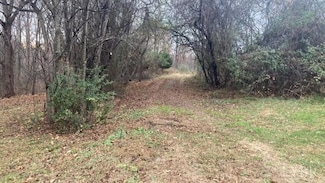 1147 Stratford Rd, Lynchburg, VA 24502