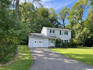 19 First St, Catskill, NY 12414