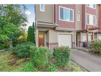 10725 NE Gateway Place, Hillsboro, OR 97006