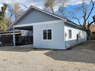 2110 True Ave, Lagrande, OR 97850