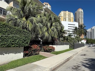 201 180th Dr Unit 112, Sunny Isles Beach, FL 33160