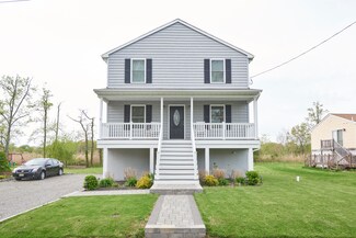 4 Coe Place, Port Monmouth, NJ 07758