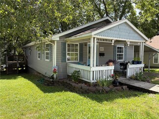 815 N Robinson St Unit A, Harrison, AR 72601