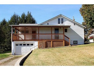 241 Keasey Ln, Tarentum, PA 15084