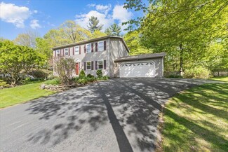 76 Beech St, Essex Junction, VT 05452
