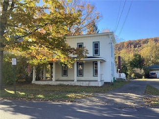 33 Bridge St, Sidney, NY 13838