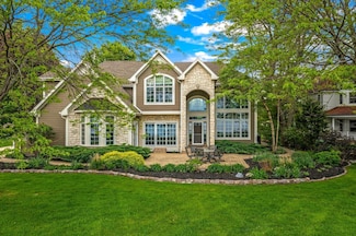 314 Lac La Belle Dr, Oconomowoc, WI 53066