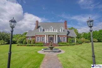 1221 Saxony Way, Florence, SC 29506