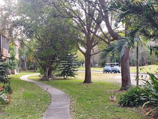 8400 Lagos de Campo Blvd Unit 209, Tamarac, FL 33321