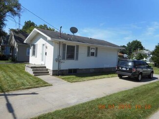 715 N Columbia Ave, Oglesby, IL 61348