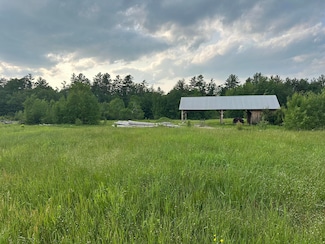05 Farmington Falls Rd, New Sharon, ME 04955
