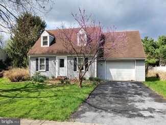 2260 Nicholson Square Dr, Lancaster, PA 17601