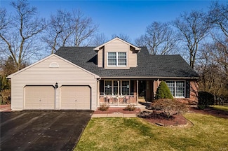 109 Spy Glass Ct, Bath, PA 18014