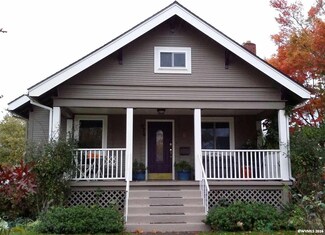 976 Church St NE, Salem, OR 97301