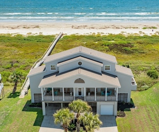 20911 W Sand Hill Dr, Galveston, TX 77554