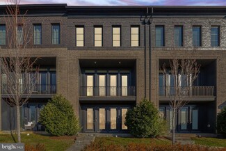 23044 Brooksbank Square, Brambleton, VA 20148
