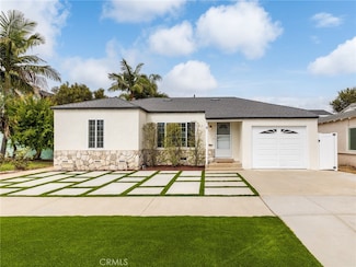 5451 W 117th St, Inglewood, CA 90304