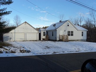 180 Old County Rd, Hampden, ME 04444
