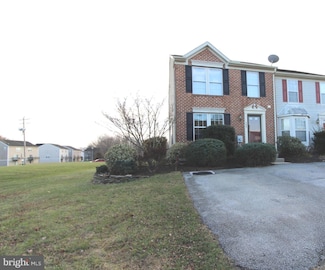 202 Barrett Run Place, Newark, DE 19702