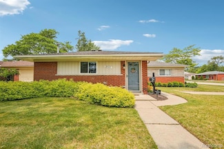 22549 Ashley St, Farmington Hills, MI 48336