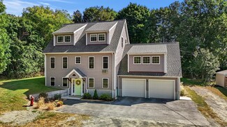 9 Walnut Dr, Rowley, MA 01969