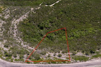 59 Private Road 1717, Mico, TX 78056