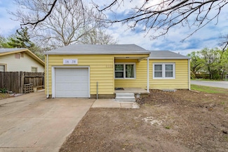 1658 S Edgemoor St, Wichita, KS 67218