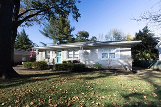 2068 John St, Evansville, IN 47714