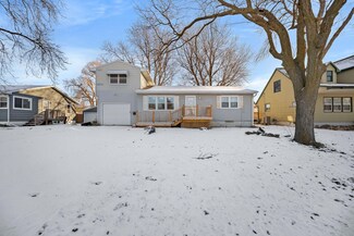 1911 7th St, Nevada, IA 50201
