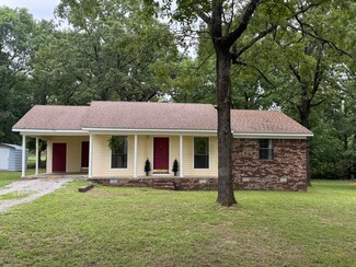 113 Boyd Rd, Batesville, AR 72501
