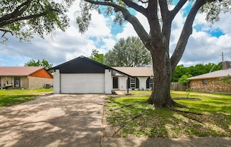 8406 Lettie St, Houston, TX 77075