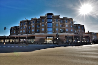 5588 N Lincoln Ave Unit 208, Chicago, IL 60625