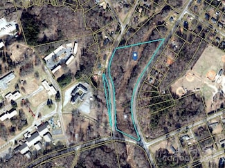2971 Kelsey Creek Rd, Spartanburg, SC 29302