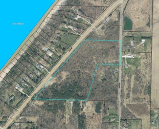 3510 Eaman Rd, Benton Harbor, MI 49022