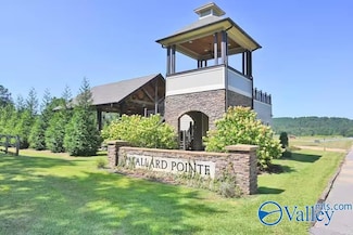 870 County Road 225 Unit 102, Cullman, AL 35057