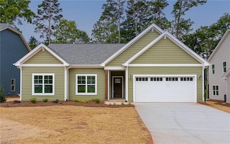 828 Sr1366, Winston-Salem, NC 27106