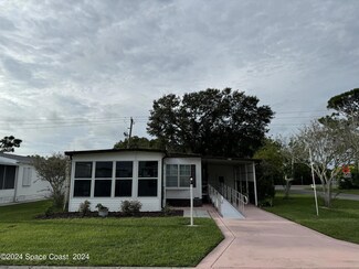 527 Egret Cir, Sebastian, FL 32976